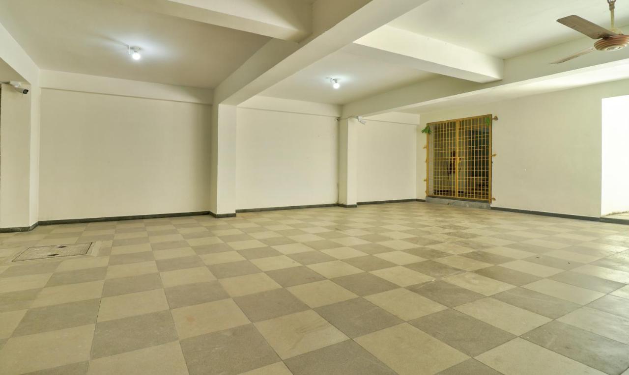Treebo Sriz Cozy Seethamadhara ヴィシャーカパトナム エクステリア 写真